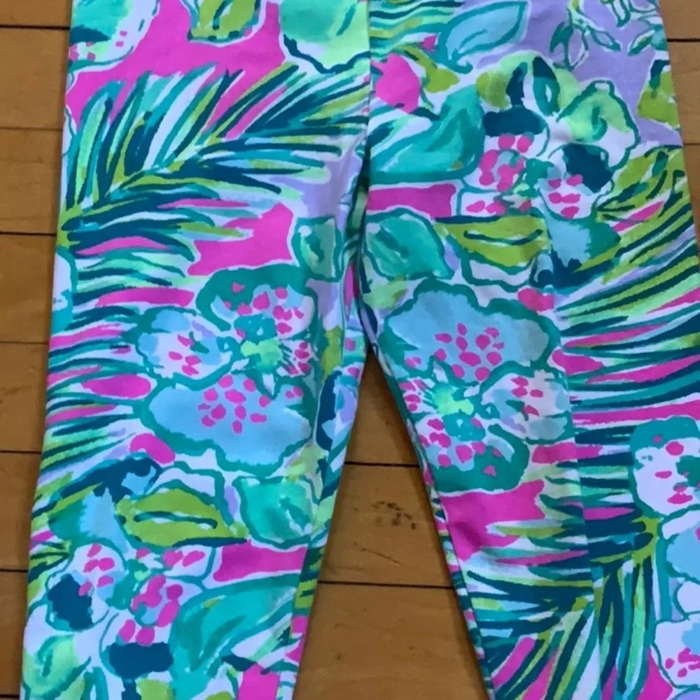 Lily Pulitzer girls size‎ L 8-10 Floral crop leggings